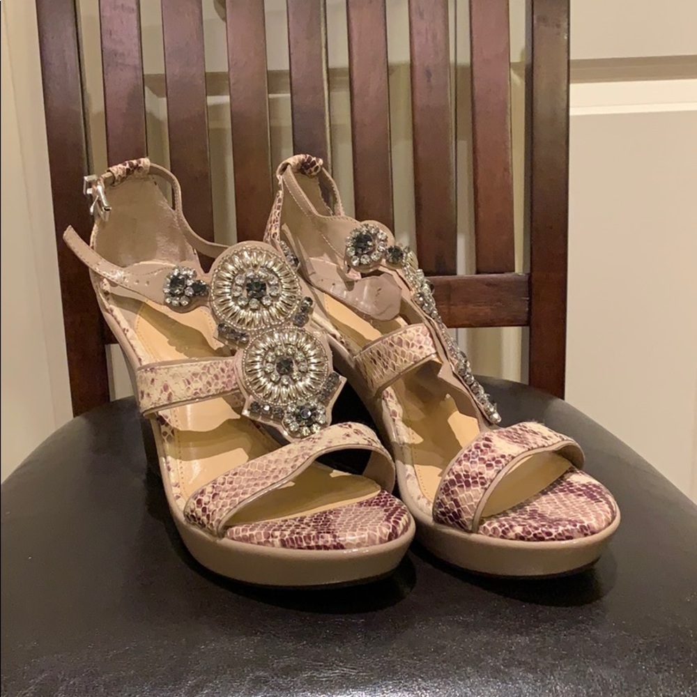 Giani Bini Wedge Sandals Sz 9